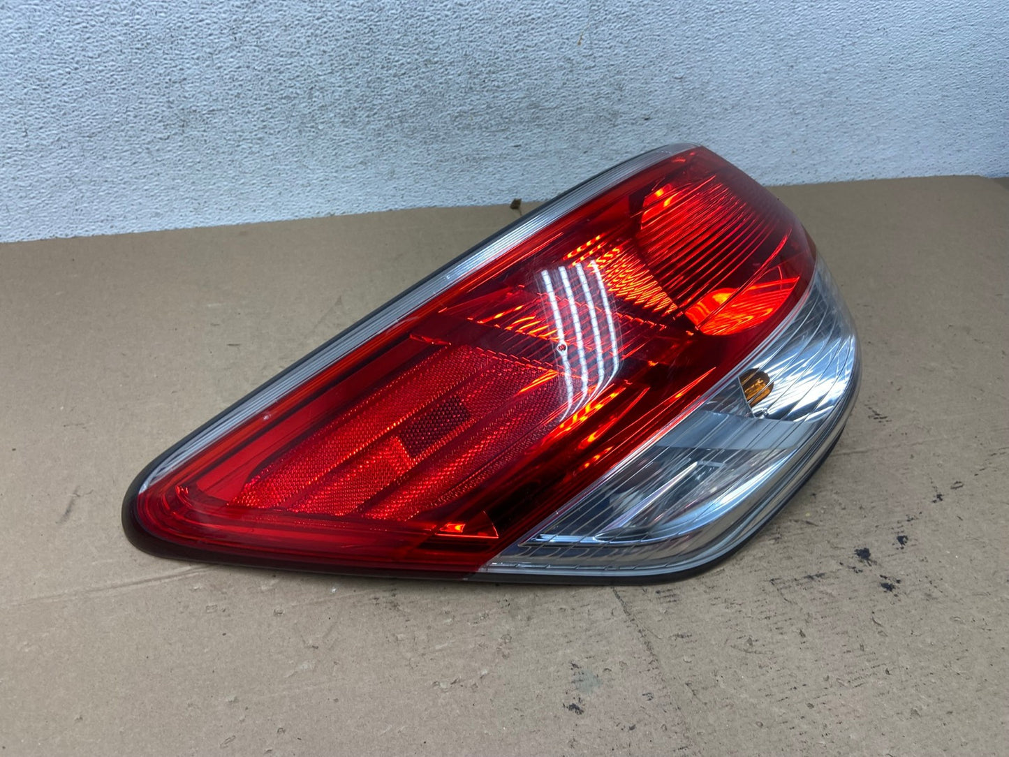 2013 to 2016 Nissan Pathfinder Left Driver Lh Side Tail light AF4923 LK2
