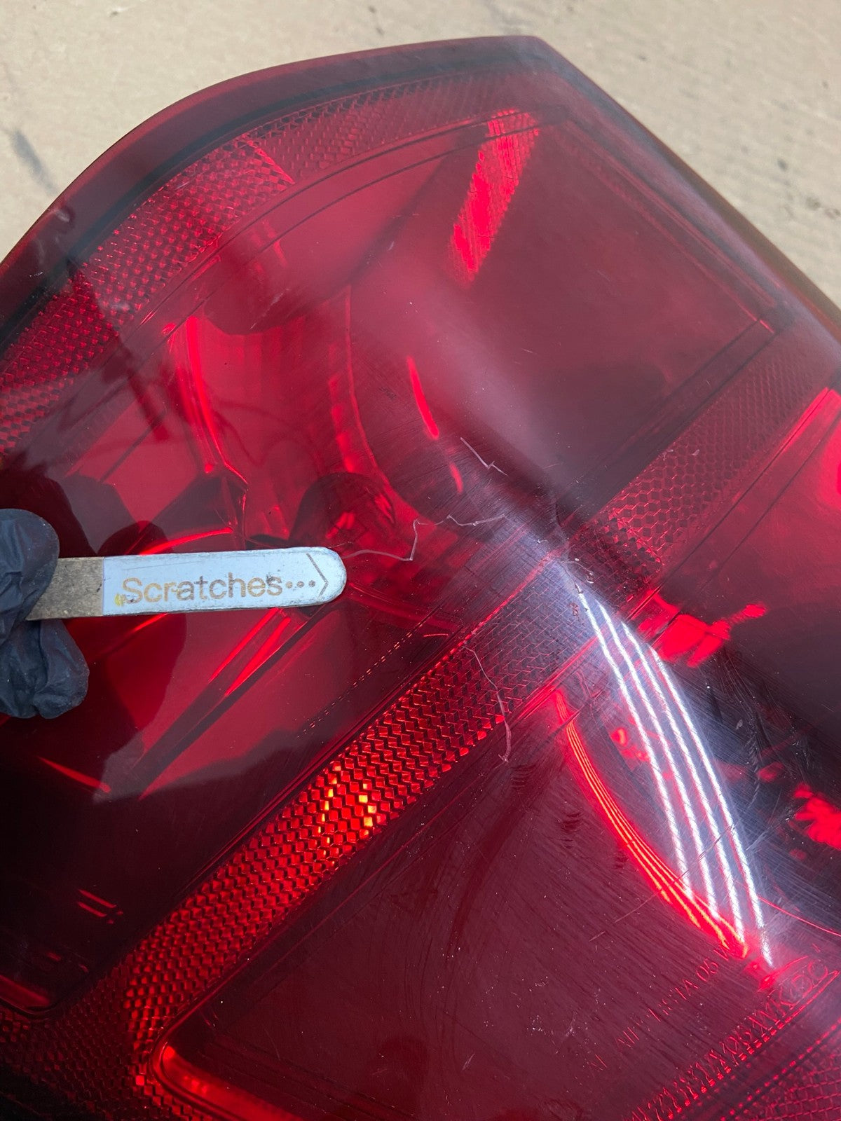 2005 to 2006 Jeep Grand Cherokee Left Driver Side Lh Tail Light AH4241 LK3