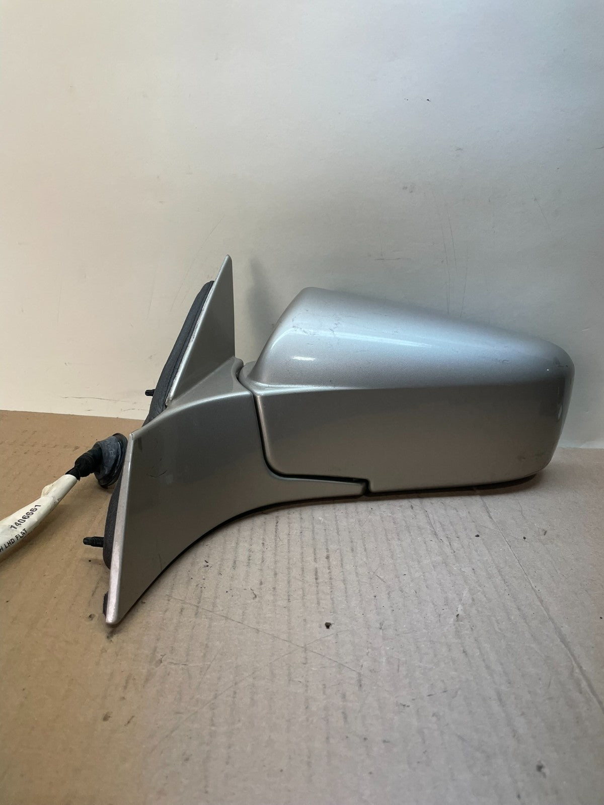 2003 to 2007 Cadillac CTS Left Driver Lh Power Door Mirror AJ0744 DG0