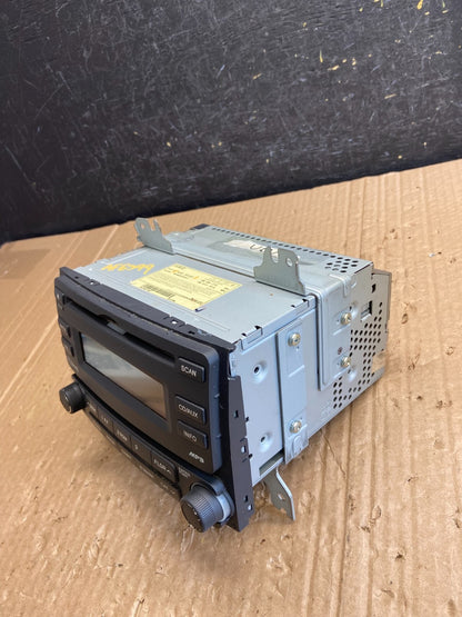2007-2010 Hyundai Elantra Center Radio Climate Control Air Vent Bezel AF6399 DG2
