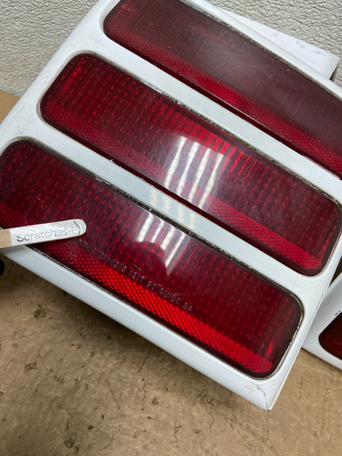 1991-1996 Oldsmobile Cutlass Ciera Left+Right Side Tail Lights OEM Y6007 DW3