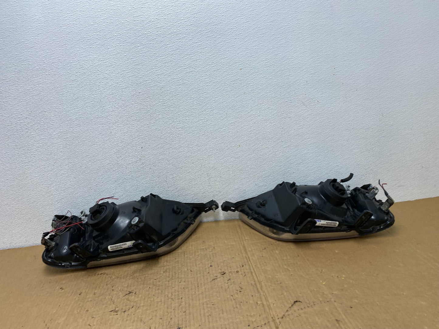 1997 to 2001 Honda CR-V Crv Left+Right Set Chrome Headlights Halogen AC8143 DW7