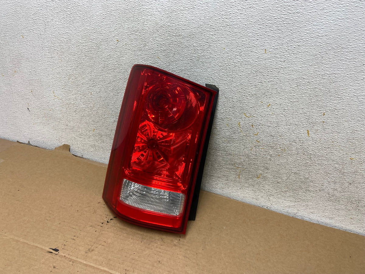 2009 to 2015 Honda Pilot Left Driver Lh Side Tail light AH7762 LK2