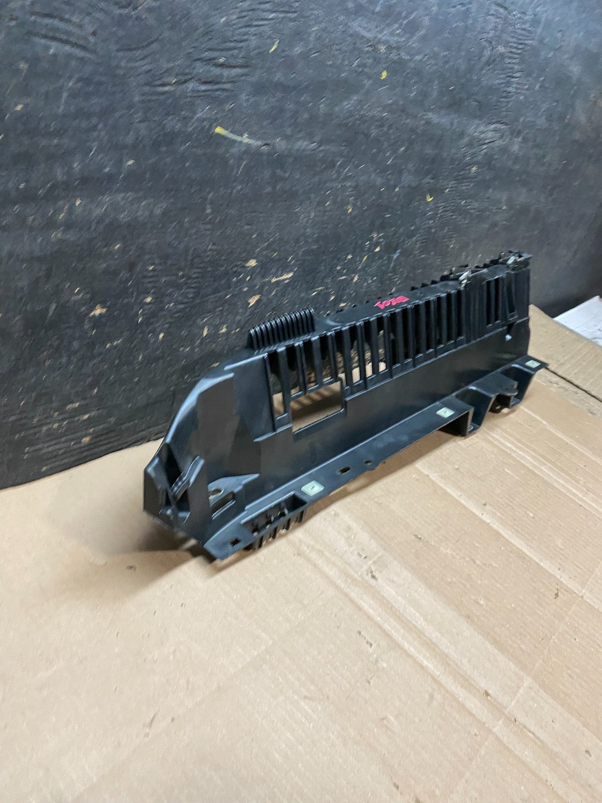 2015 to 2019 Bmw X6 Rear Left Driver Quarter Waist Rail Cover Panel W4713 DG2