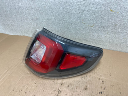 2013 to 2016 GMC Acadia Right Passenger RH Side Tail Light Y0189 DW1