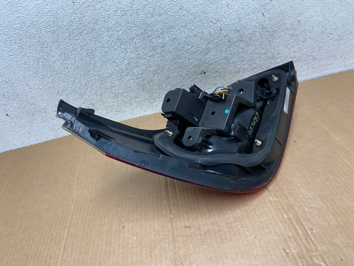 2004 - 2007 BMW 5 Series E60 Right Passenger RH Side Tail Light AI5687 LK6