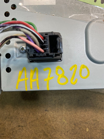 2010 - 2011 Chevrolet Equinox Radio Display Screen Information Dash Oem AA7820DG5