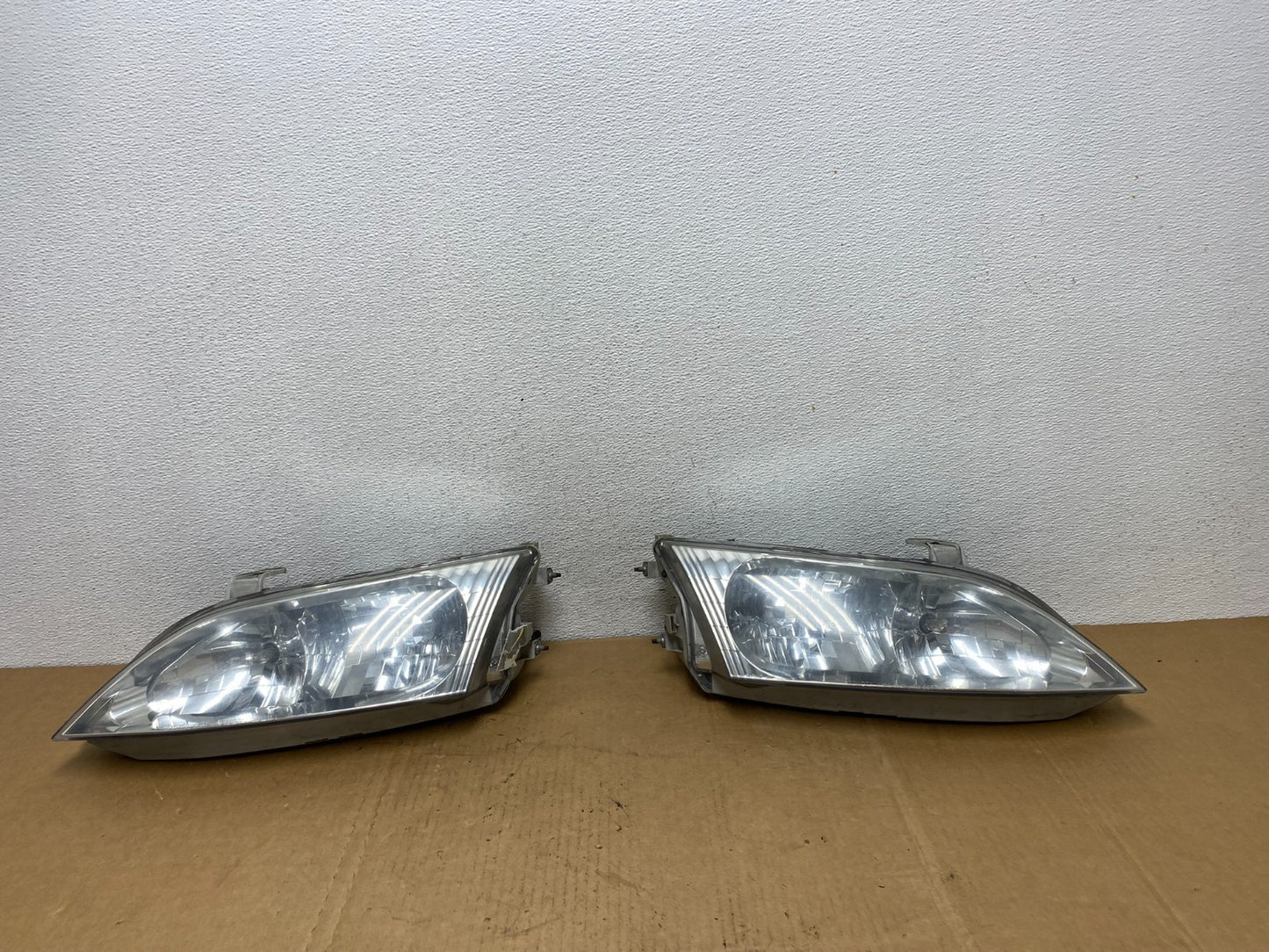 1997-2001 Lexus Es300 Left+Right Headlights Halogen AC8451 DW0