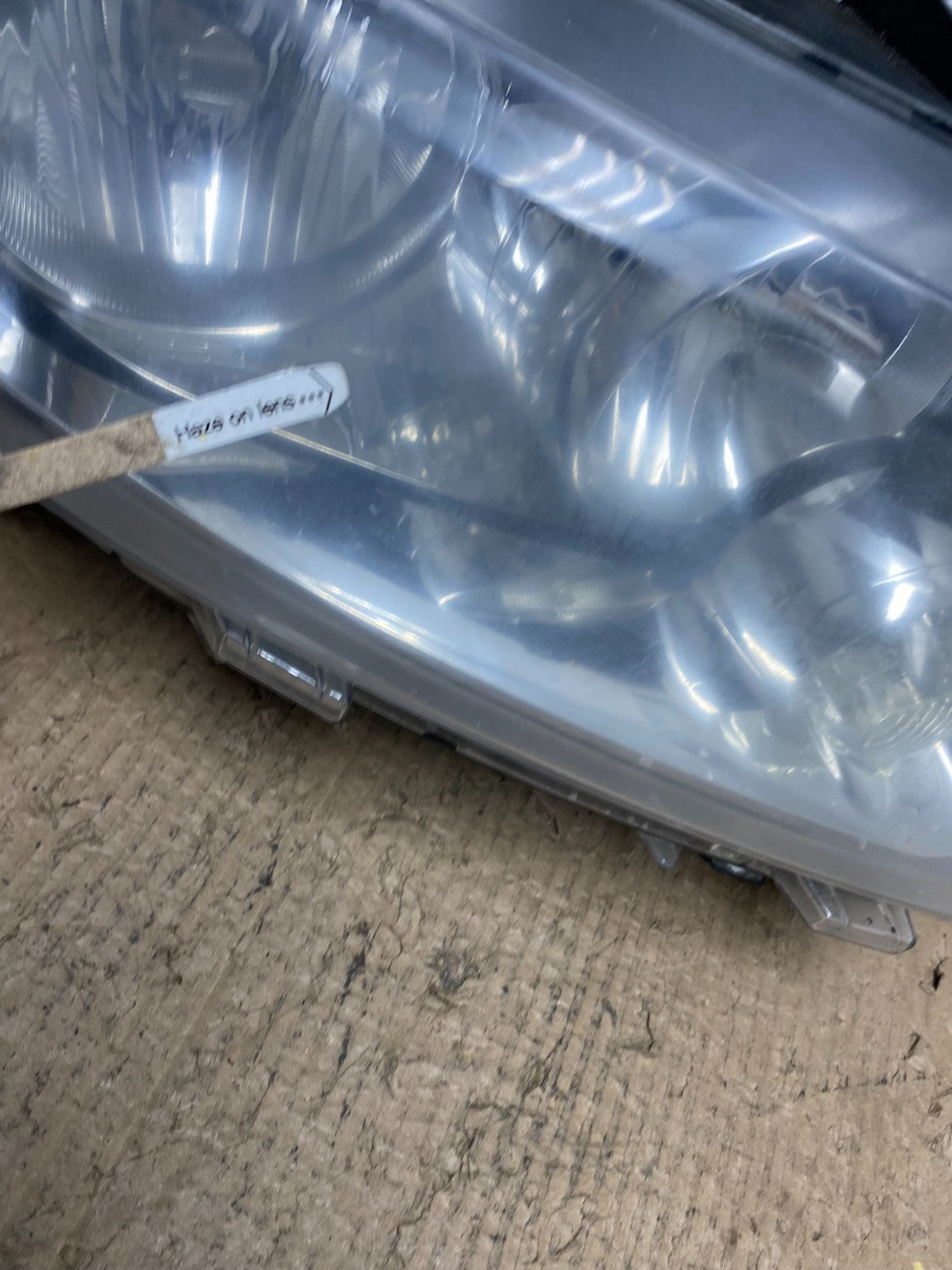 2011-2013 Jeep Grand Cherokee Right Passenger Halogen Headlight AC4190 DW4