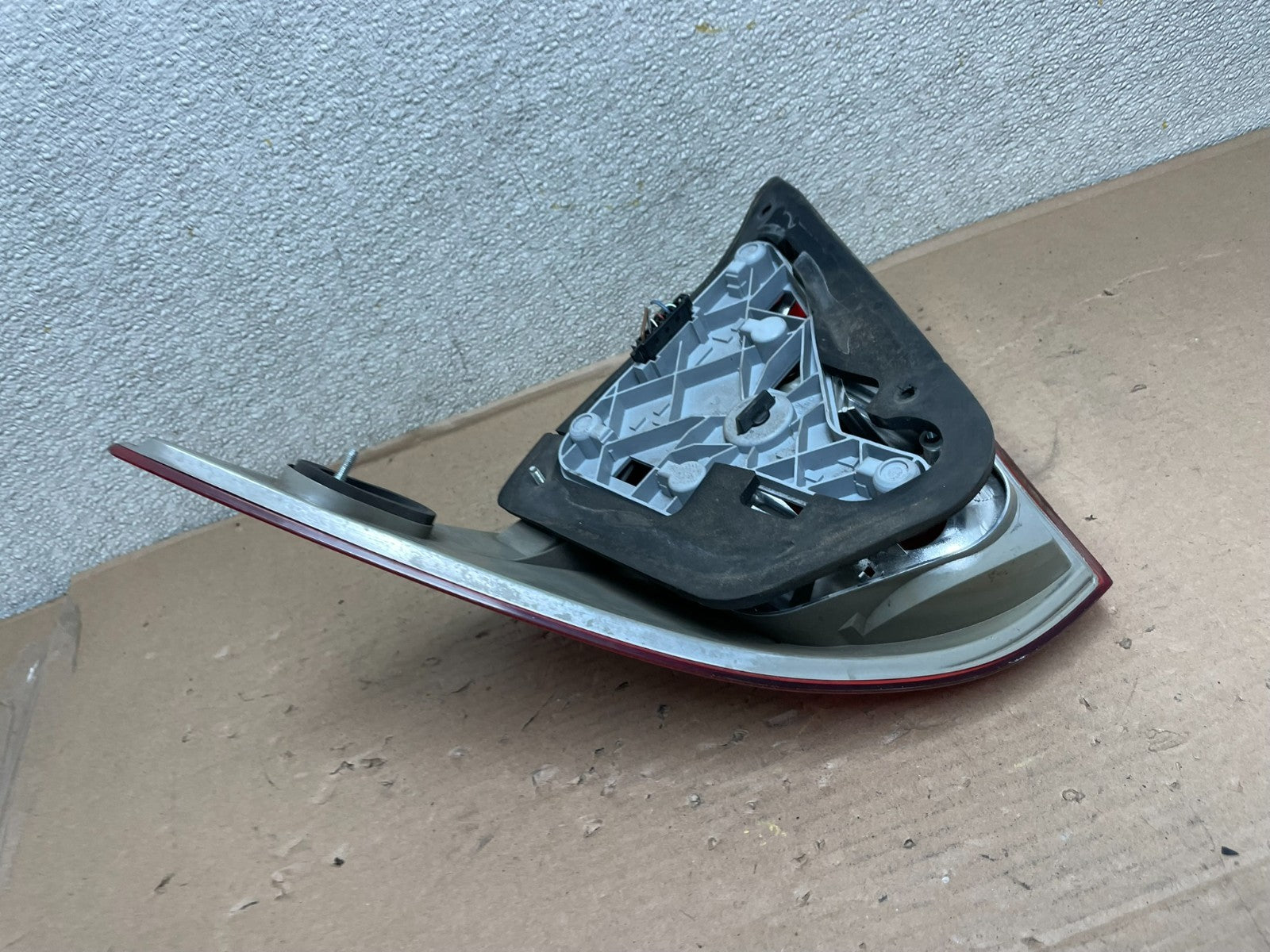 2001-2004 Mercedes-Benz C 230 C240 W203 C-Class Left Driver Tail Light AB0053 LK3