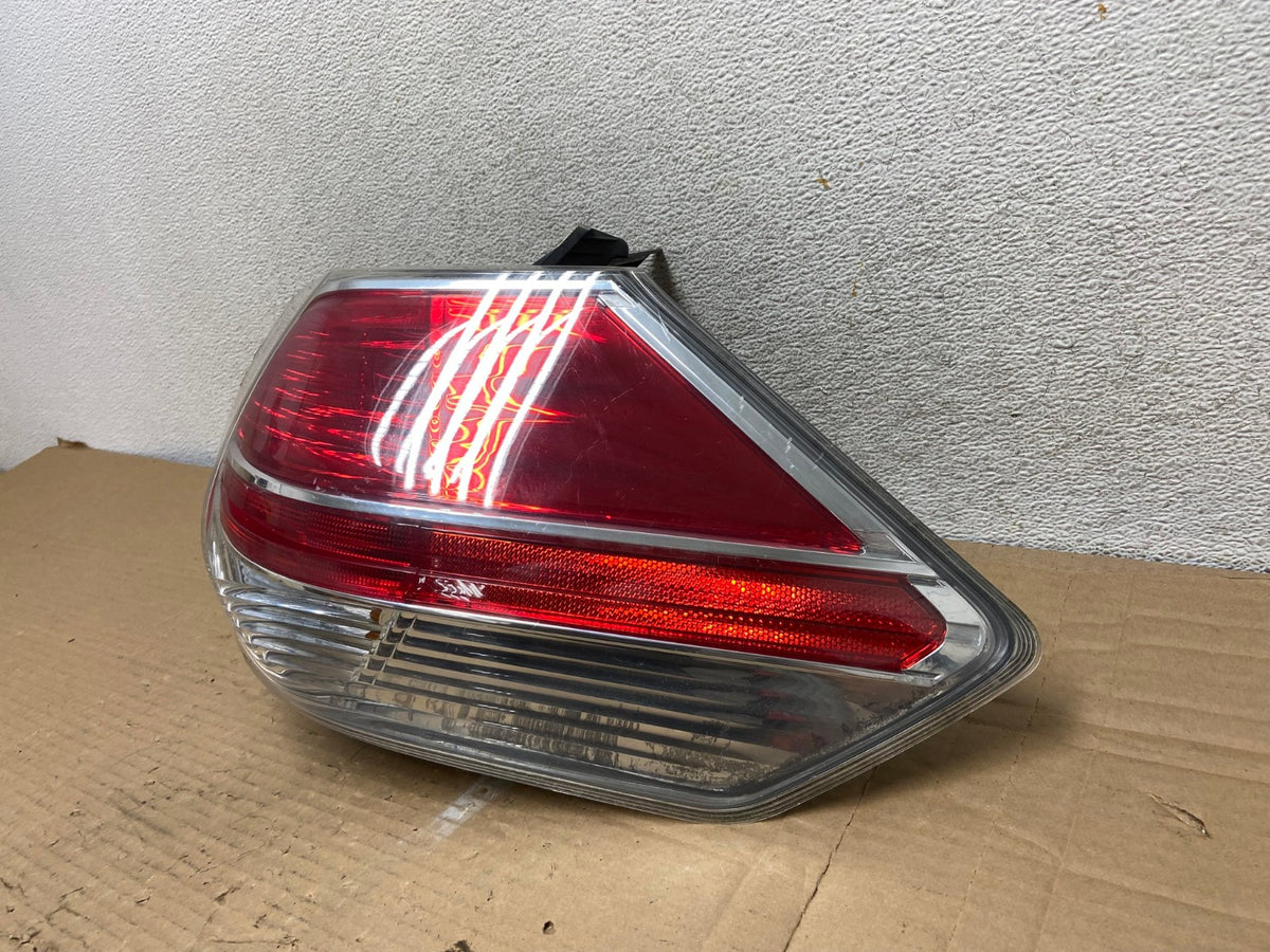 2014-2016 Nissan Rogue Right Passenger RH Side Outer Tail Light AG9043 LK2