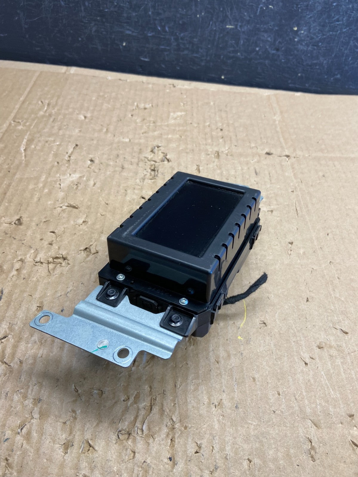 2012 - 2014 Ford Explorer Bluetooth Radio Display Screen AD6788 DG1
