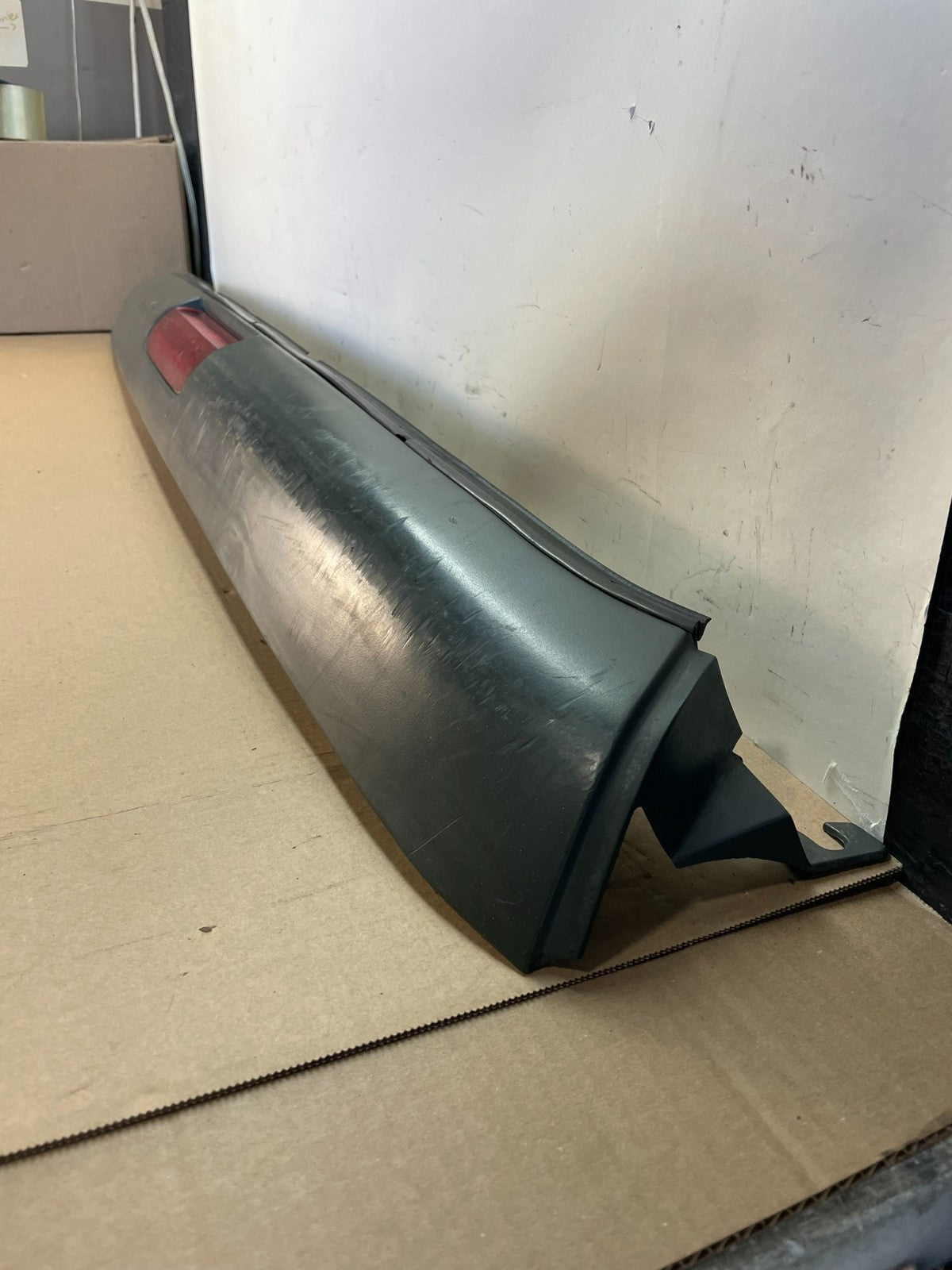 1996 to 2002 Chevrolet Express 3rd Third Brake Light Trim Spoiler AI3954 DW1