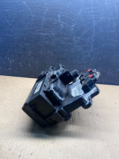 2006 Jeep Grand Cherokee Integrated Power Fuse Box 04692085ab AG7060 DG3