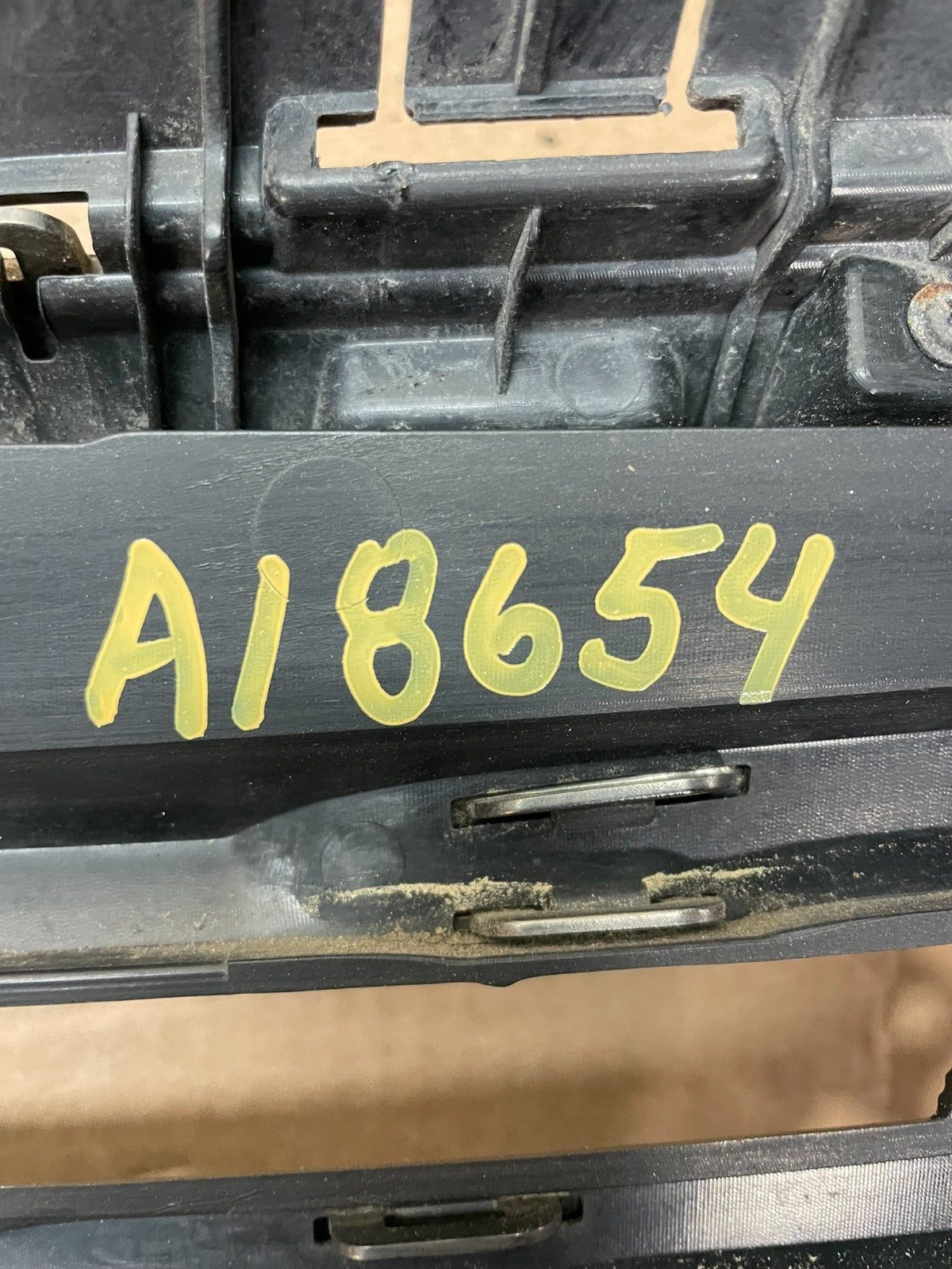 2015 2016 2017 Hyundai Sonata Front Upper Grill Grille AI8654 DG5