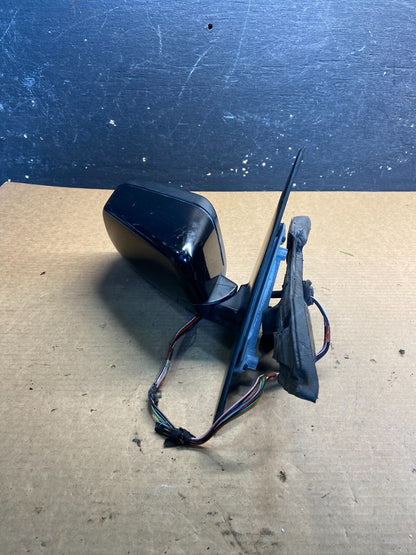 2001 to 2006 BMW 325i Right Passenger Side View Door Mirror OEM Z9112 DG2