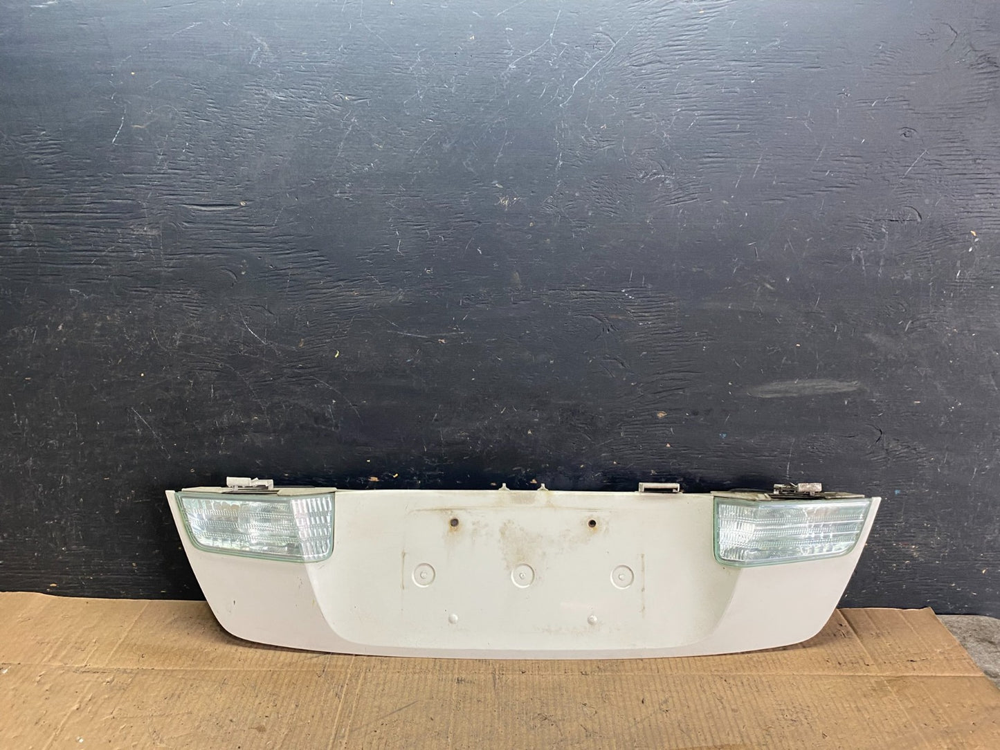 2003 - 2009 Lexus GX470 Rear License Plate Light Panel R7943 DG0