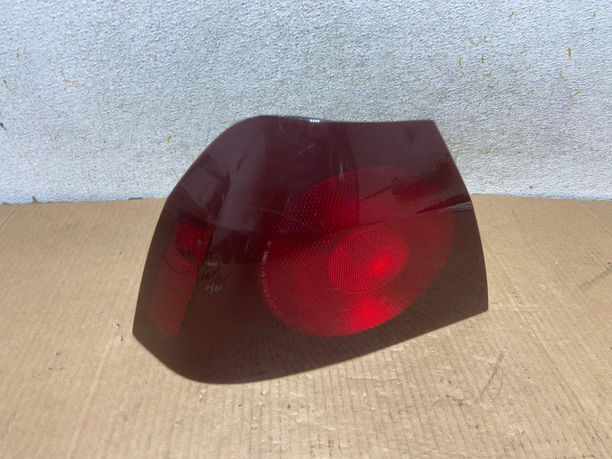 2000 - 2005 Chevrolet Impala Left Driver Lh Side Tail Light AI7023 LK0