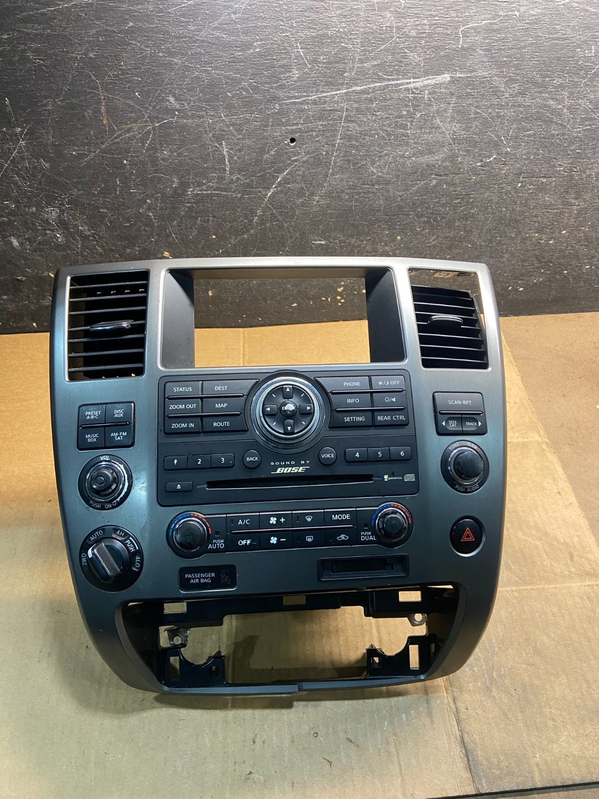 2008 to 2012 Nissan Armada Bose Radio CD Player A/C Climate Control OEM Y3817 DG1
