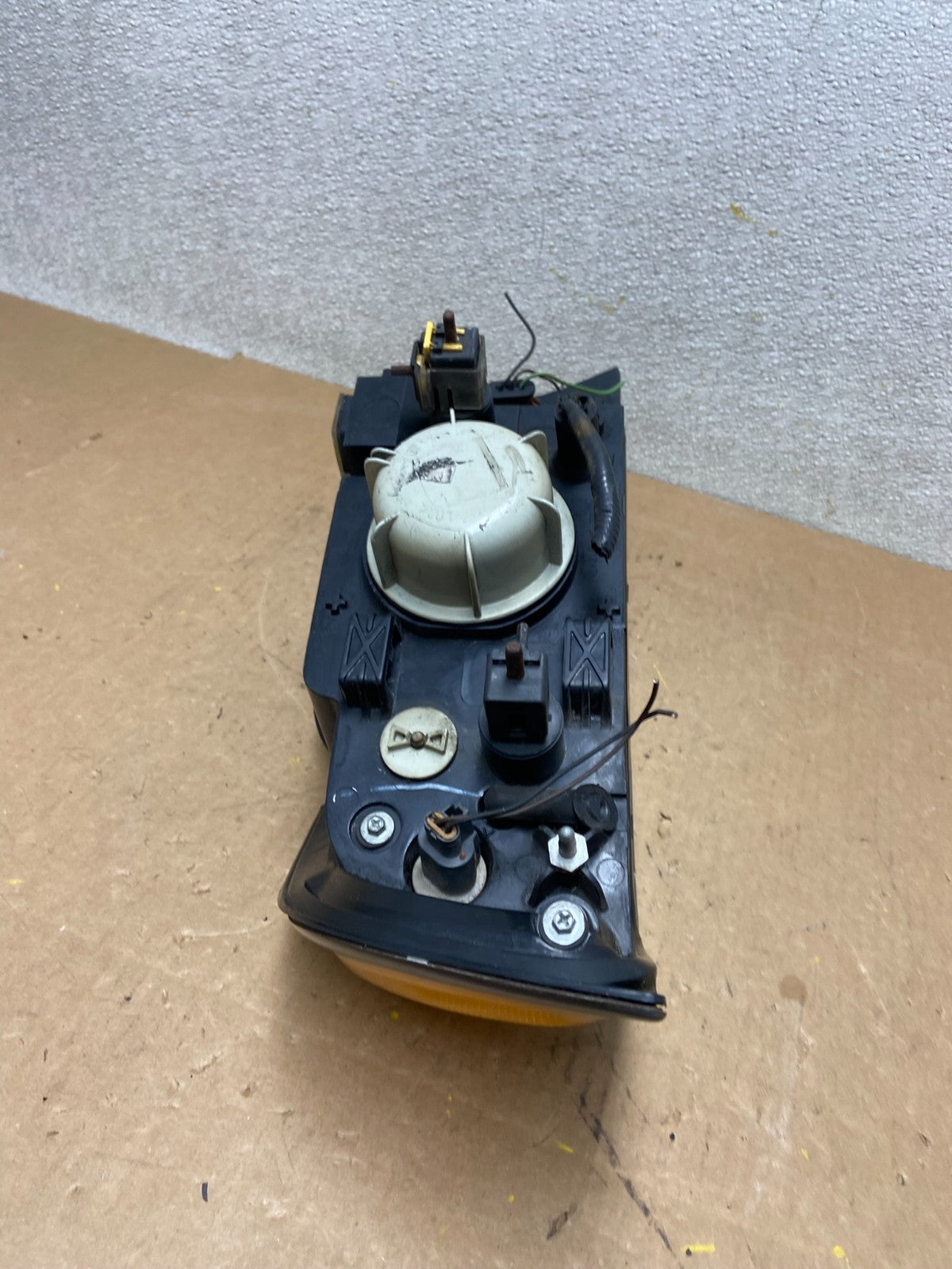 1998 to 2002 Lincoln Navigator Left Driver Lh Halogen Headlight OEM Z7002 DW8