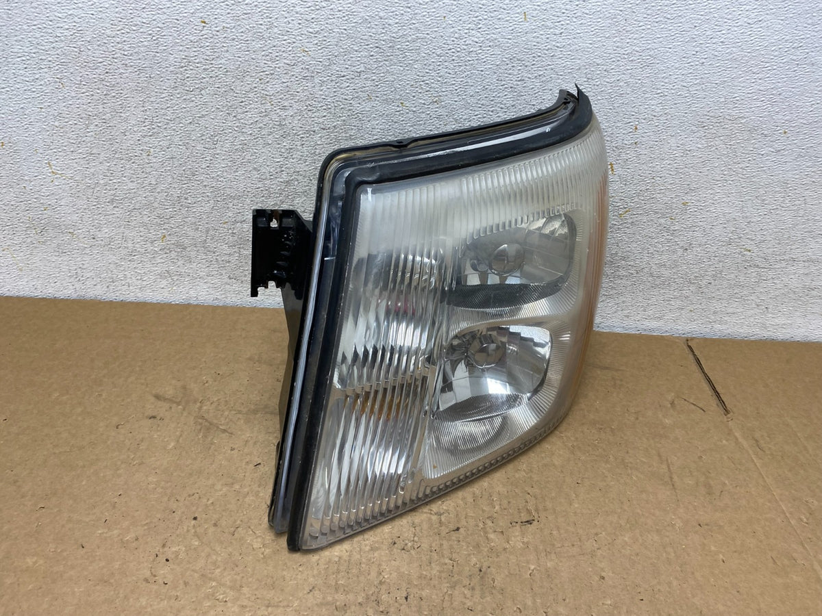 2002 to 2006 Cadillac Escalade Left Driver Lh Xenon HID Headlight AI3554 DW2