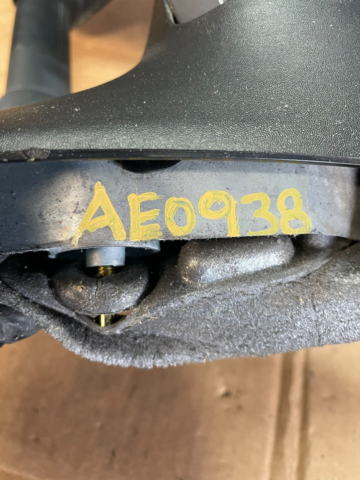 1999 to 2007 Ford F250 F350 F550 Duty Right Passenger RH Side Mirror AE0938 DW11