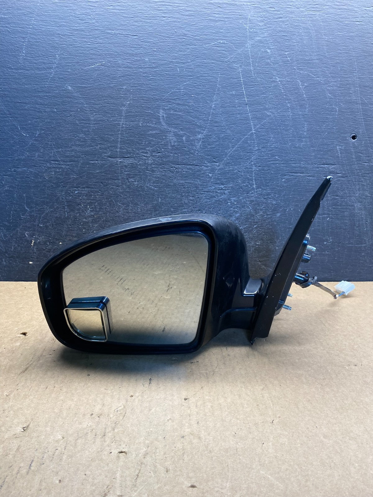 2009 to 2014 Nissan Murano Left Driver LH Side View Door Mirror AG6069 DG9