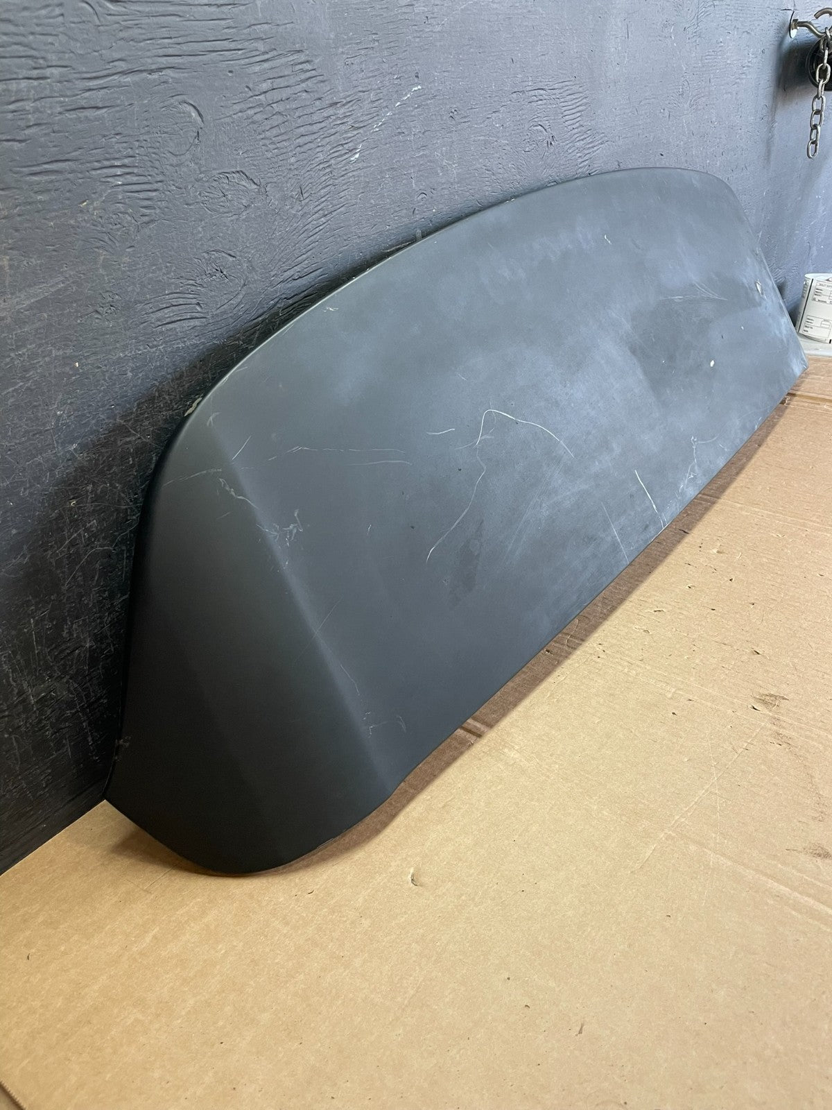 2004-2009 Lexus RX330 RX350 Rear Trunk Tail Gate Lift Gate Spoiler OE AE8383 DG2