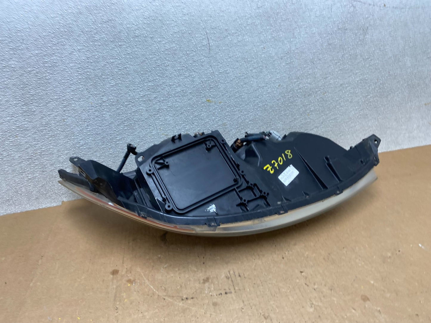 2006 to 2010 Toyota Sienna Left Driver Lh Side Headlight Halogen Z7018 DW8