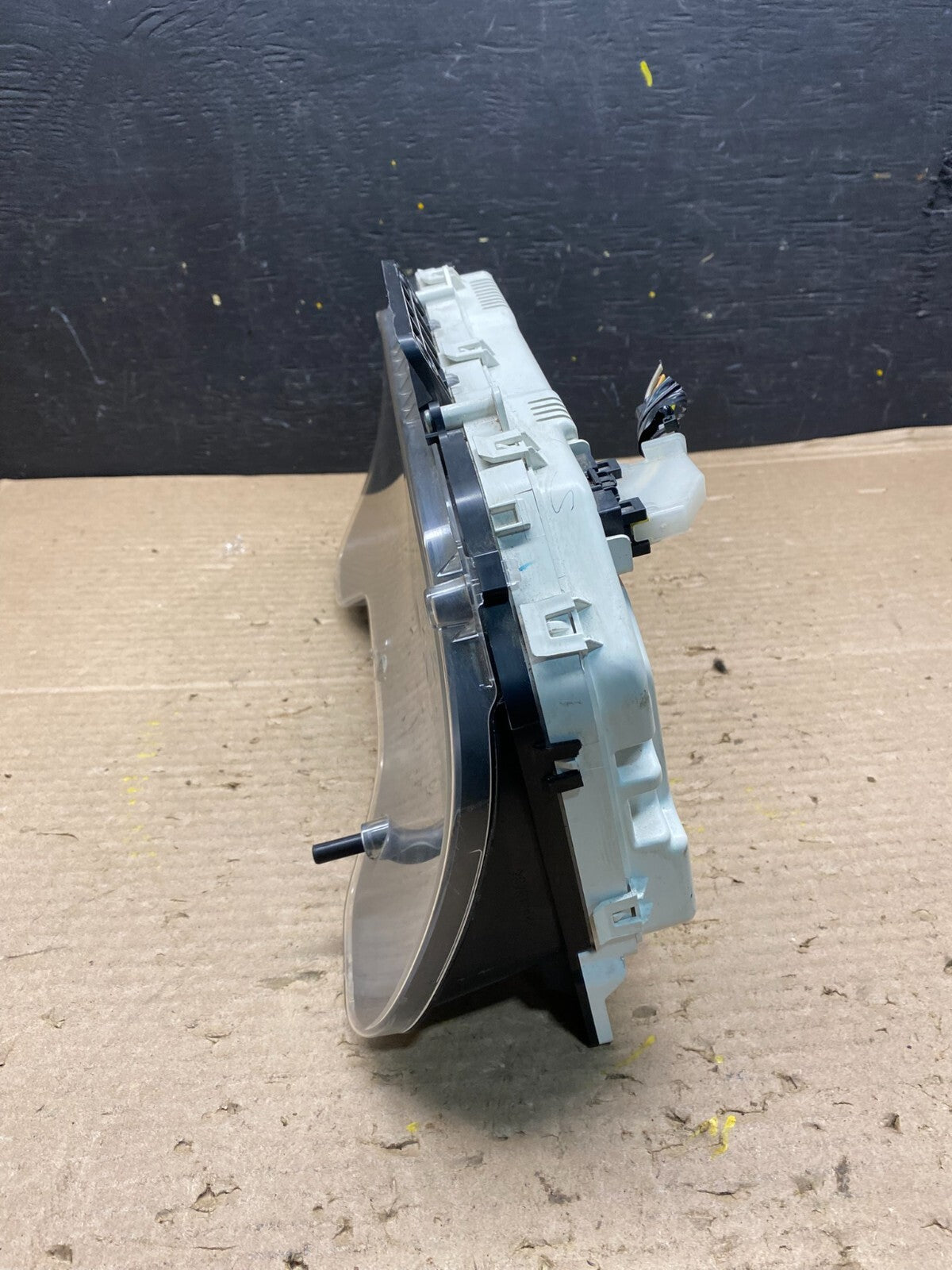 2011 to 2013 Ford E150 E250 E350 VAN Gauge Speedometer Cluster j9490 DG OEM3