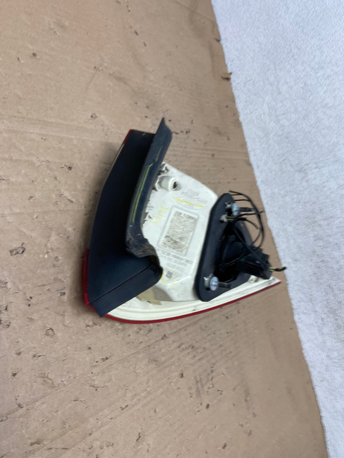 2006-2009 Mercury Milan Right Passenger Side Tail Light AE9358 LK5
