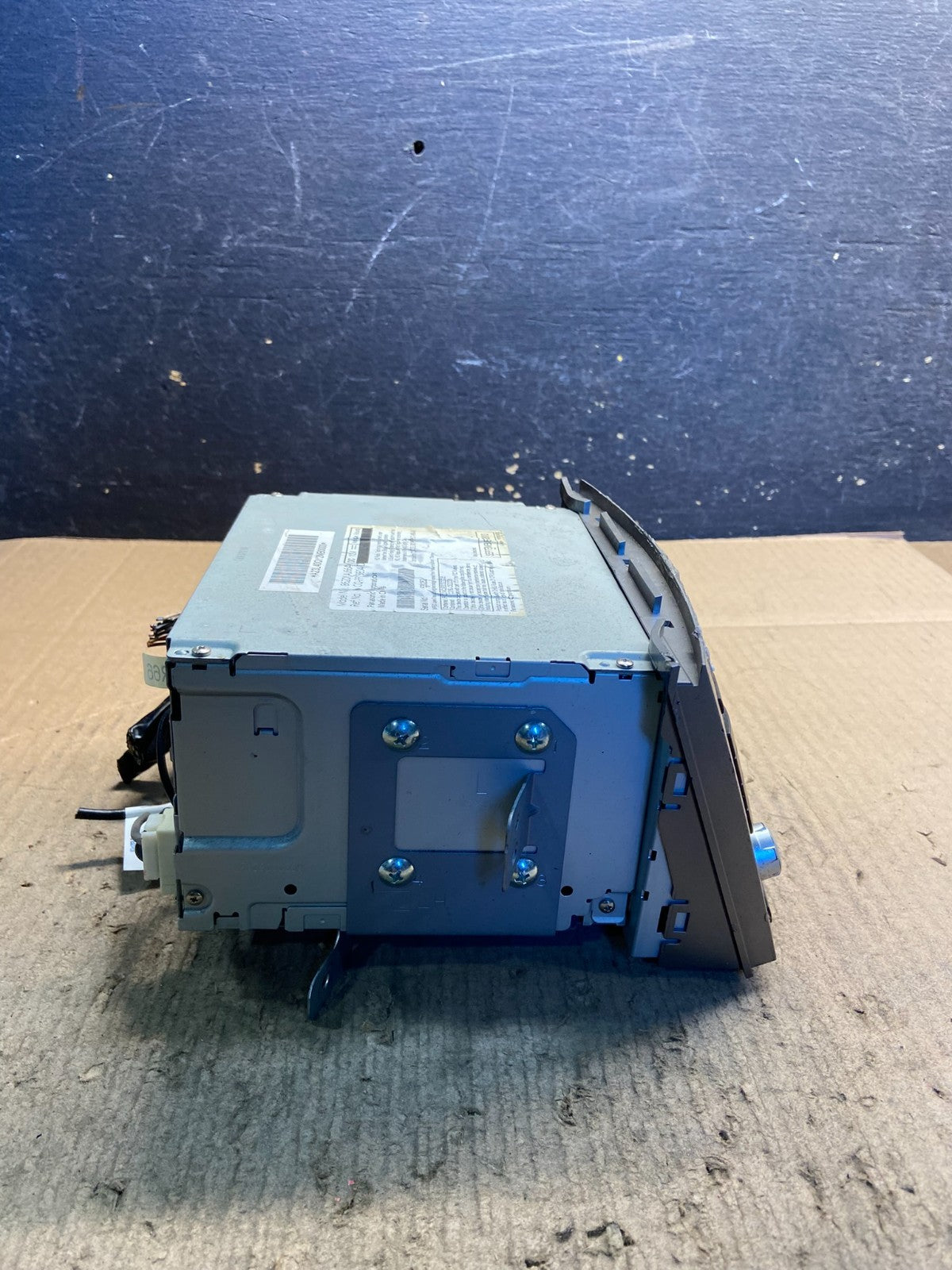 2013 to 2014 Subaru Outback Legacy Am Fm Cd Player AM/FM Radio Z2080 DG2
