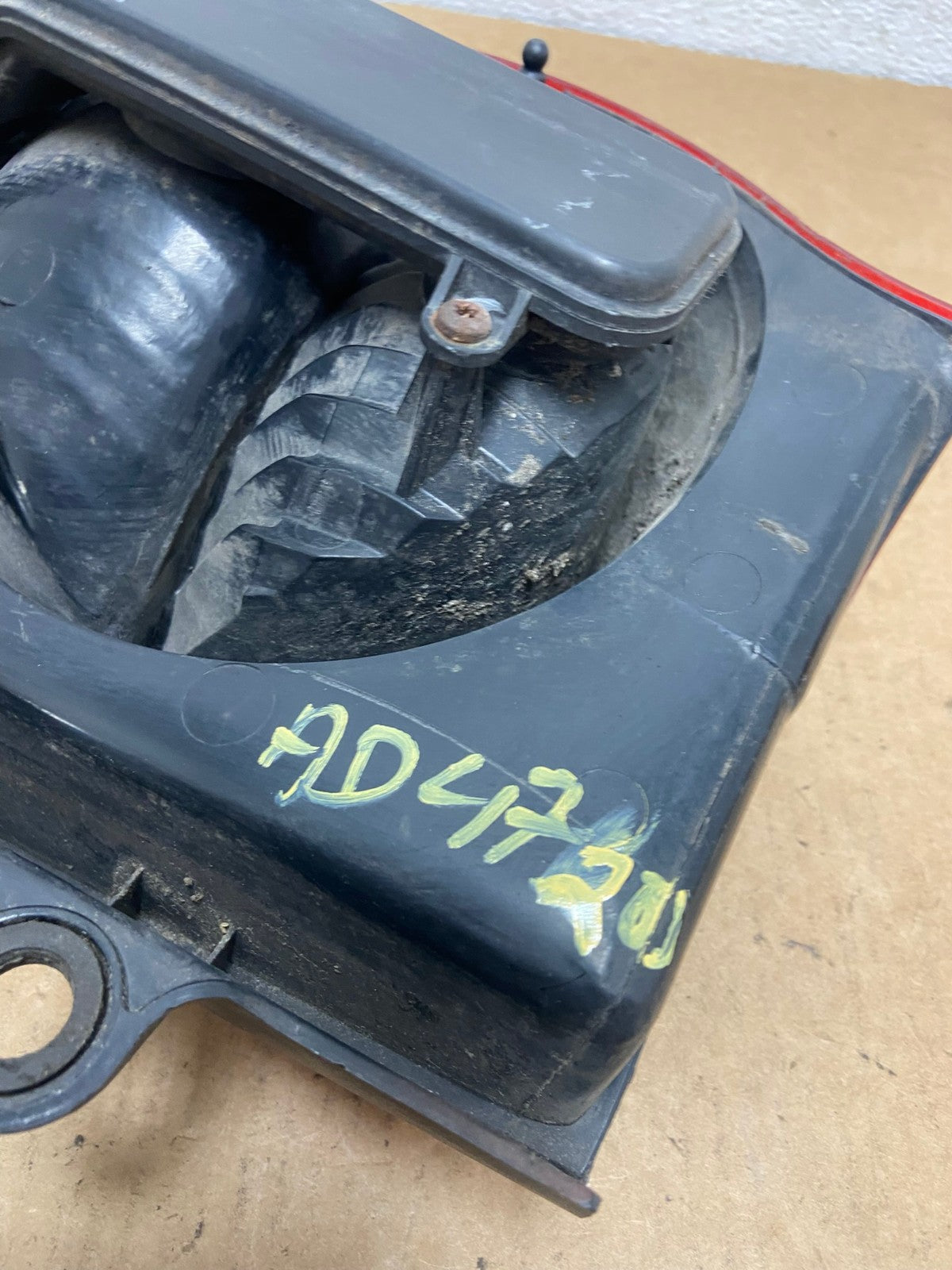 2004-2009 Dodge Durango Tail Light Left Driver Side LH AD4720 LK7