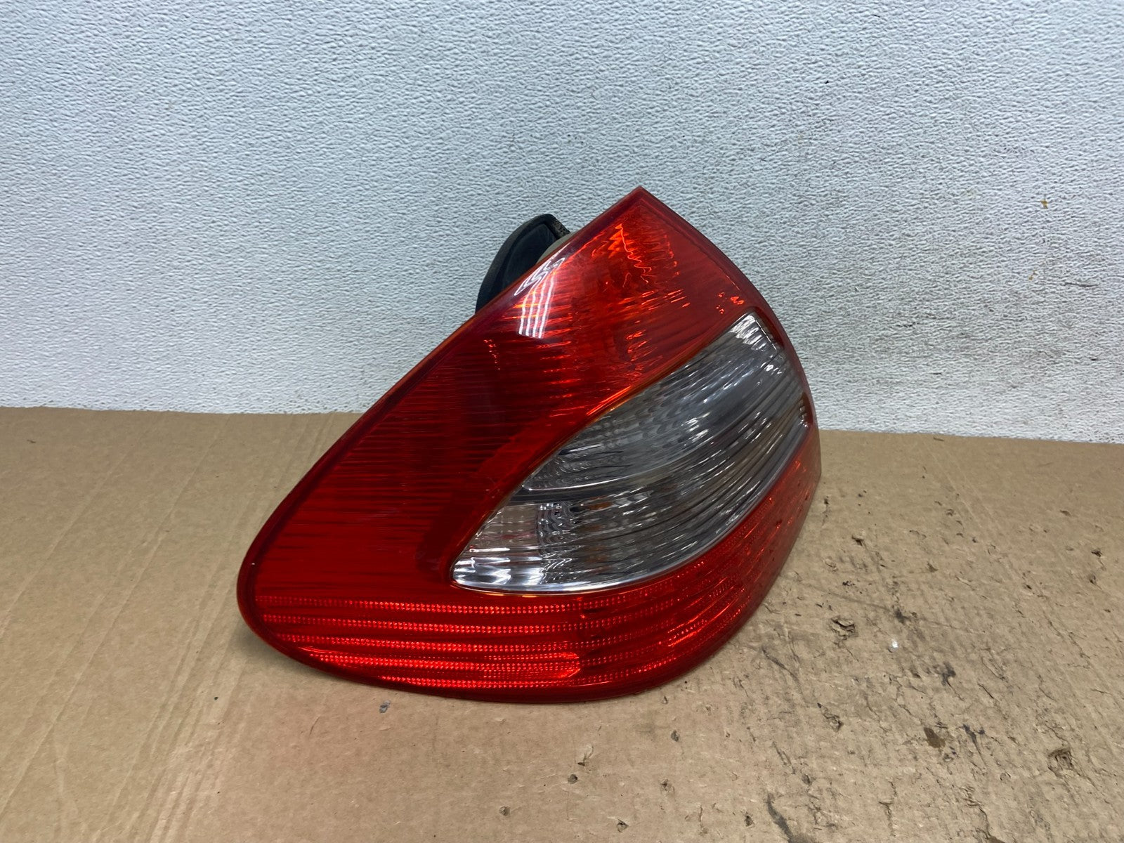 2007 - 2009 Mercedes E E320 E500 Sedan Left Driver LH Tail Light DEPO AF8410 DW2