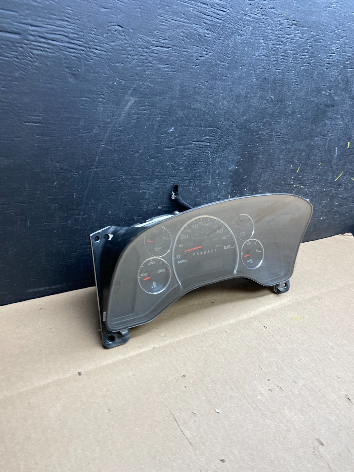 2008 2009 2010 Chevrolet Express Speedometer Cluster Gauge t4396 DG2