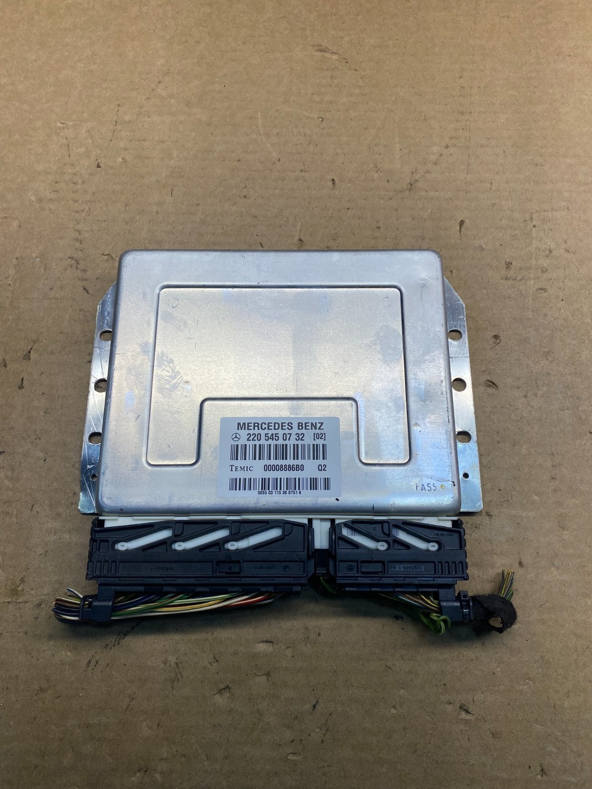 2000 - 2006 Mercedes S430 S500 Suspension Control Unit 2205450732 ae0008 DG0