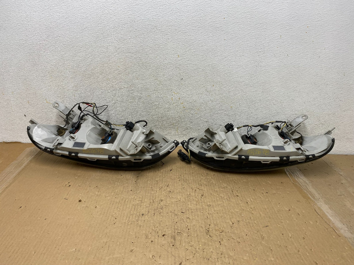 2008 to 2012 Chevrolet Malibu Left+Right Side Set Headlights AH2880 DW8