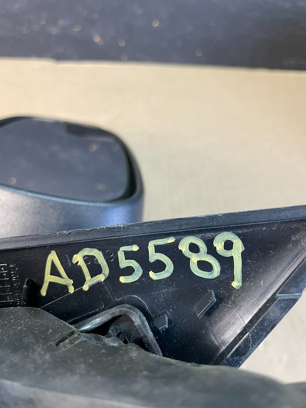 2010-2018 Ford Taurus Left Driver LH Side View Door Mirror AD5589 DW9