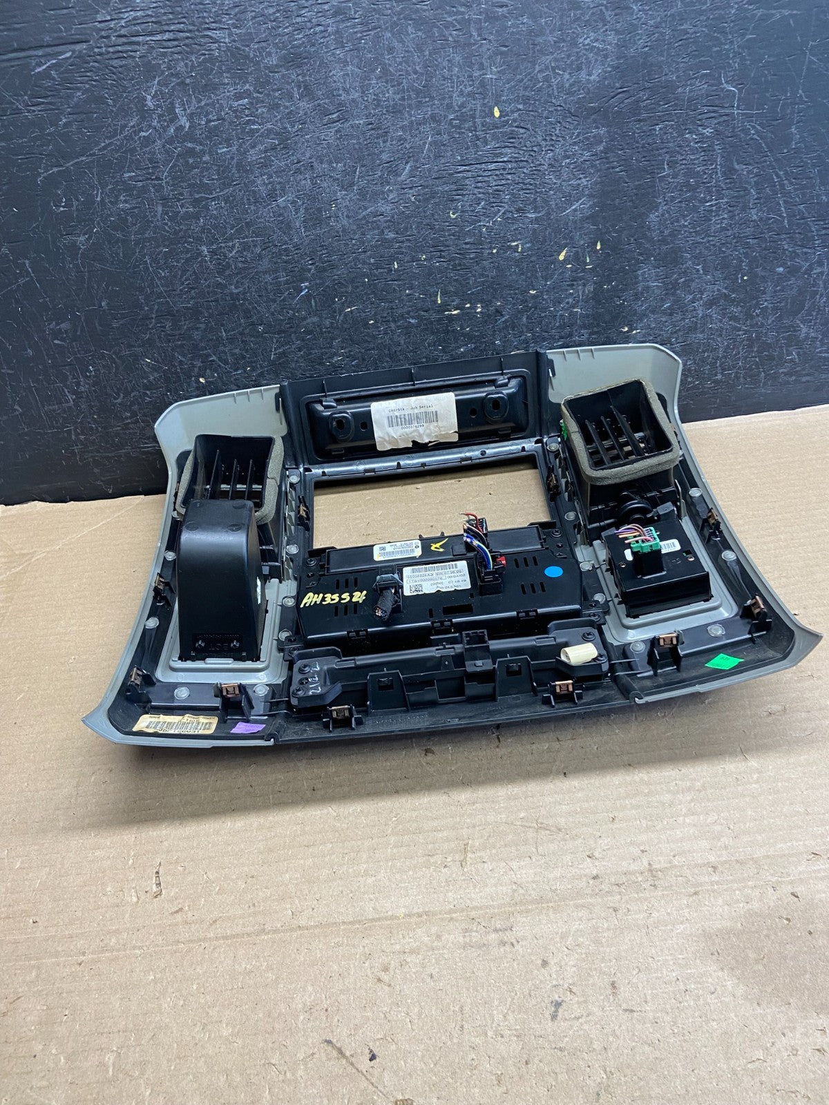 2009 to 2012 Dodge Ram 1500 Center Dash Radio Screen Climate Panel AH3554 DG3