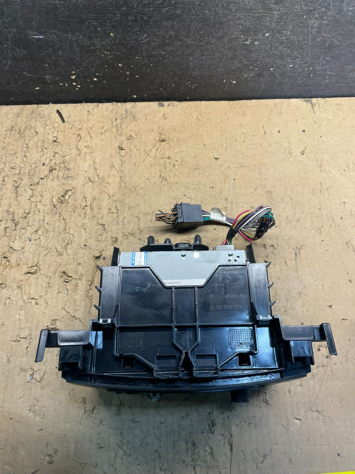 2009 Freightliner Sprinter CD PLAYER Equipment Radio PANASONIC CQ5101U W6987 PS5