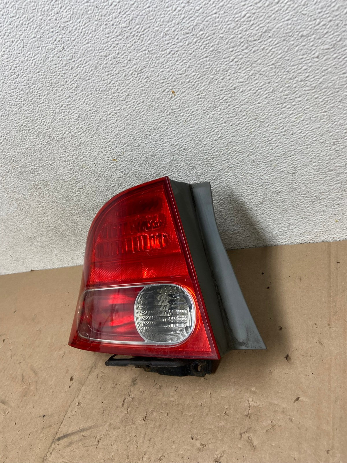2006 2007 2008 Honda Civic Sedan Left Driver Lh Tail Light AG5328 LK2