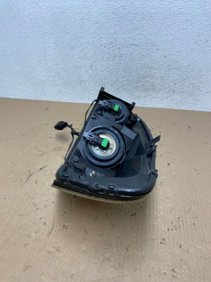 2005 - 2009 Pontiac Montana / Uplander Right Passenger Headlight AE8829 LK5
