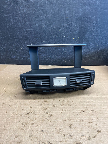 2011 2012 2013 Infiniti M37 Center Dash Radio Bezel W/ Vents Clock AG8748 DG0