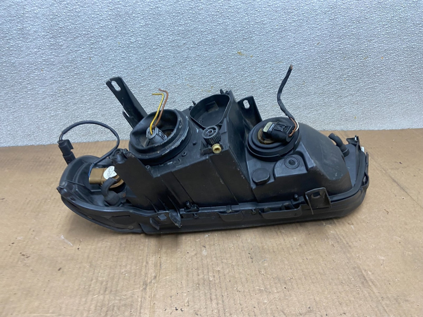 2000-2003 Bmw X5 E53 Headlight Right Passenger Rh Side Halogen OEM AA6229 DW5
