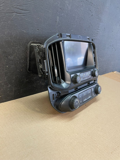 2016-2018 Chevrolet Colorado AM/FM Radio Screen Display Climate Control AE3404 D2