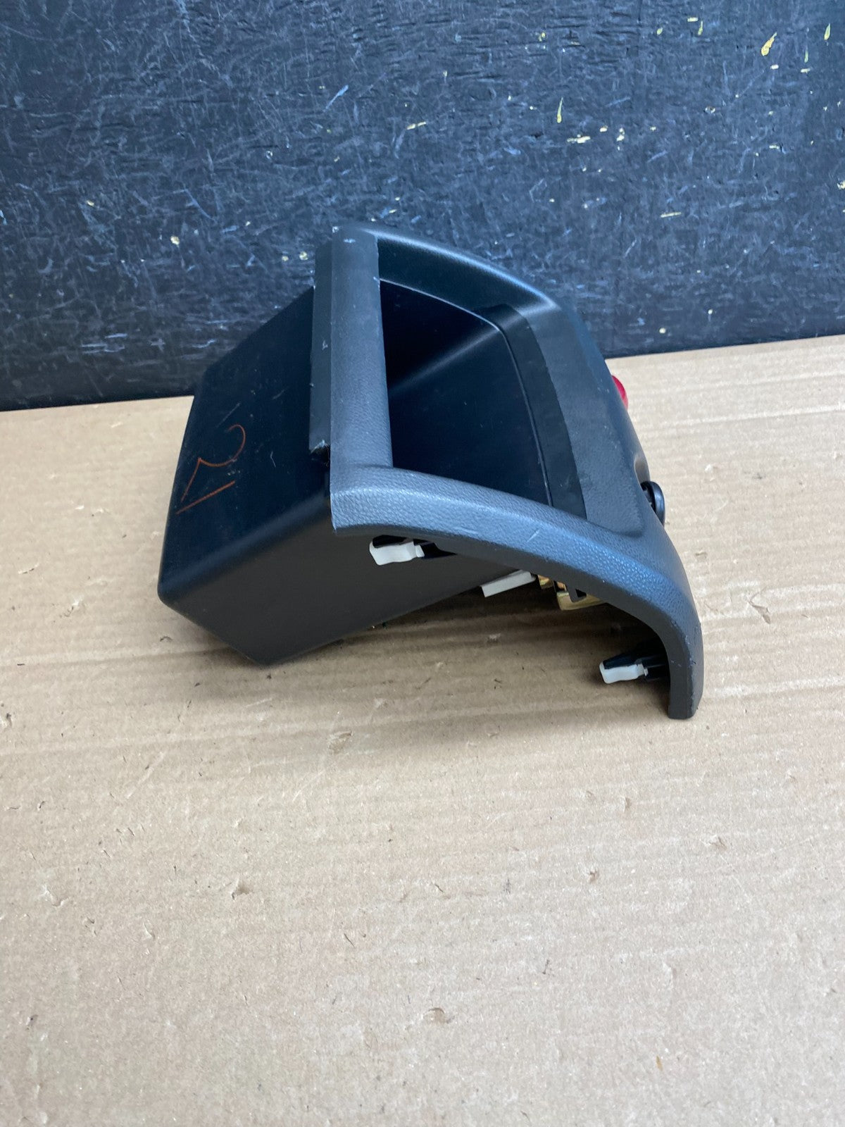 2003 - 2004 Mitsubishi Outlander Center Dash Bezel Radio Navi Trim AG0098 DG2