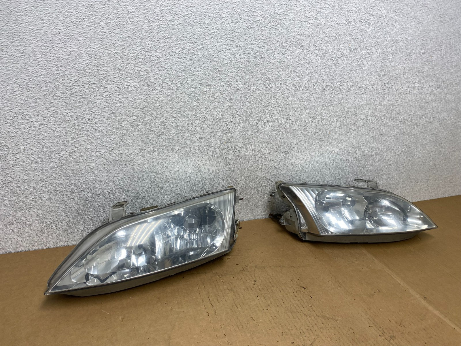 1997-2001 Lexus Es300 Left+Right Headlights Halogen AC8451 DW2