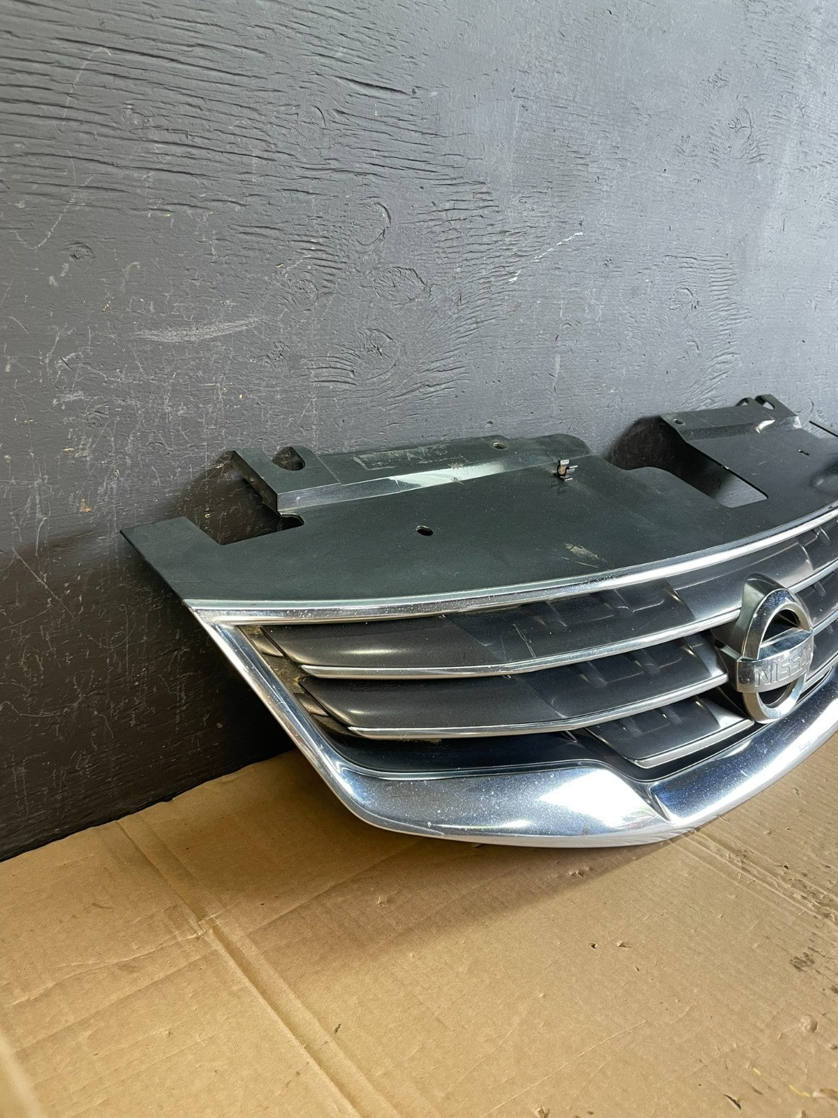 Sedan 2010 2011 2012 Nissan Altima Front Upper Grill Grille AC5439 DG1