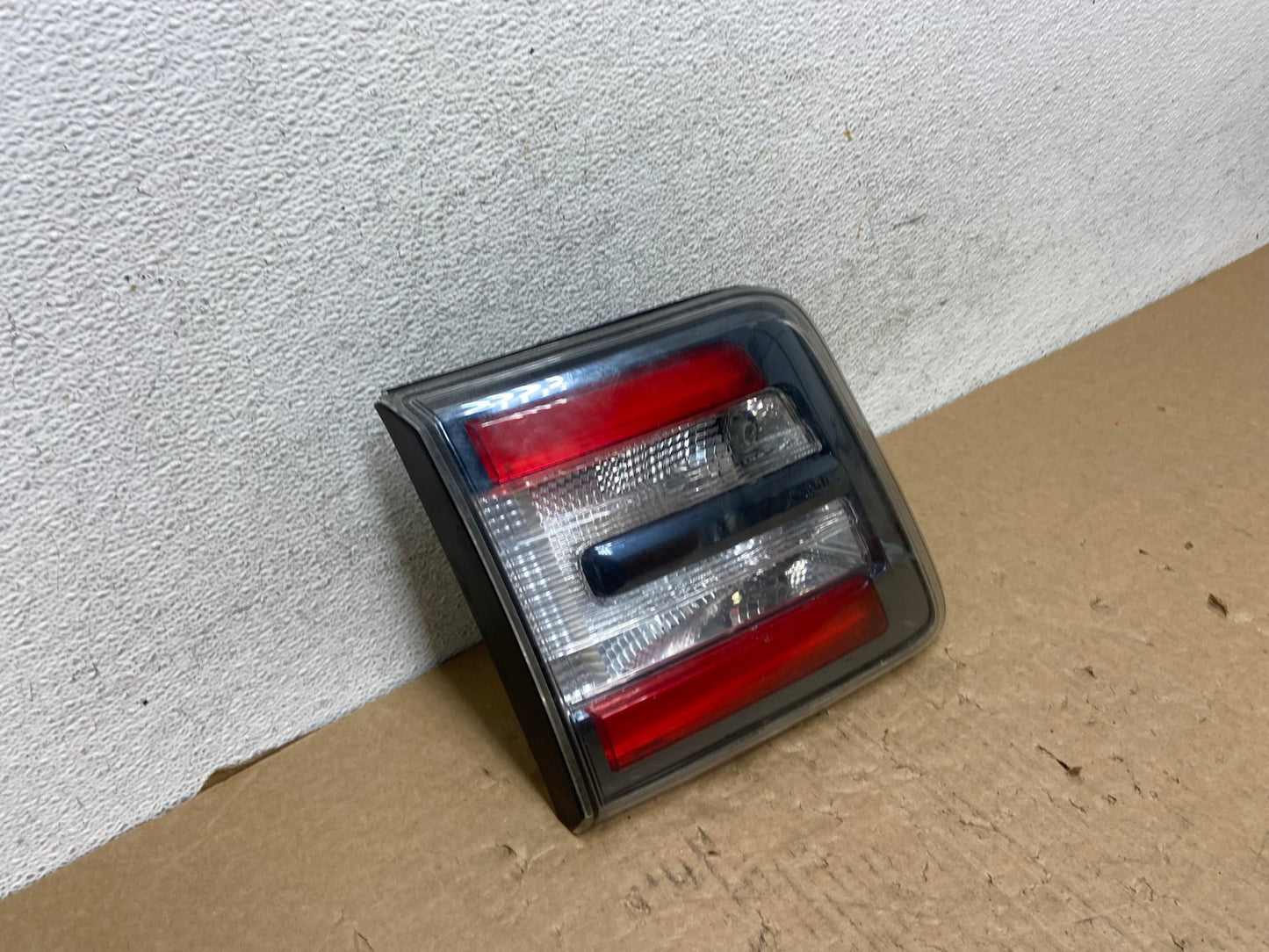 2013 to 2016 GMC Acadia Left Driver LH Side Inner Tail Light AF8023 LK2