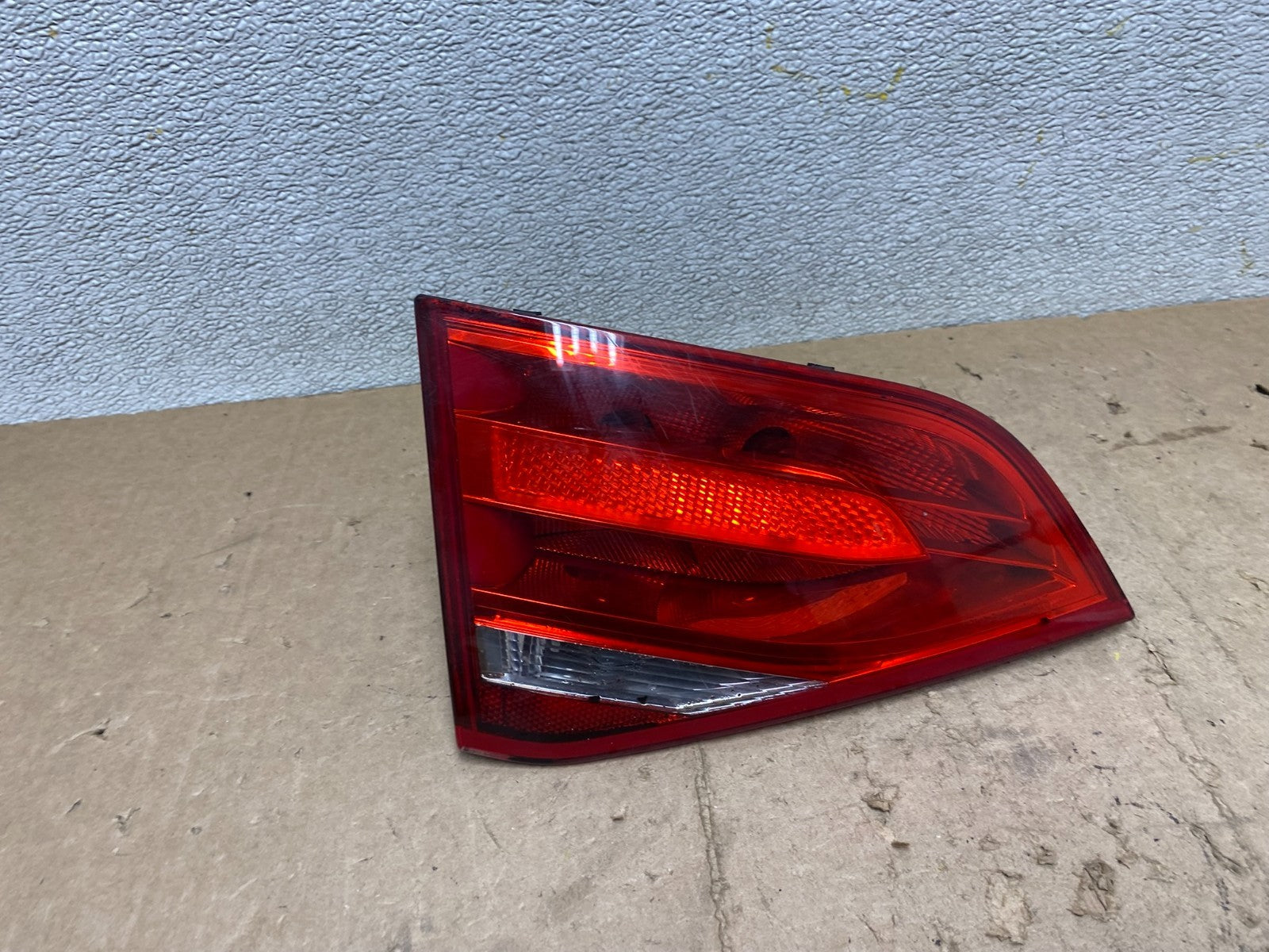 2009 2010 2011 2012 Audi A4 Sedan Left Driver Side Inner Tail Light Oem X2550 DW0